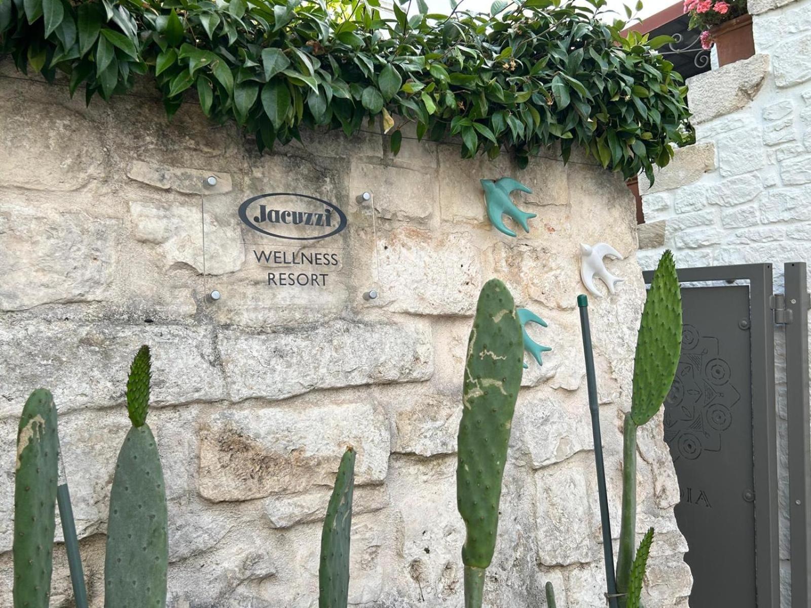 Trulli Madia Luxury Alberobello Exterior photo