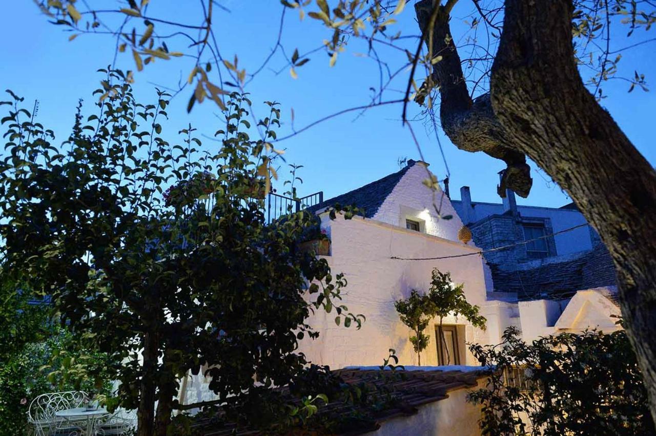 Trulli Madia Luxury Alberobello Exterior photo