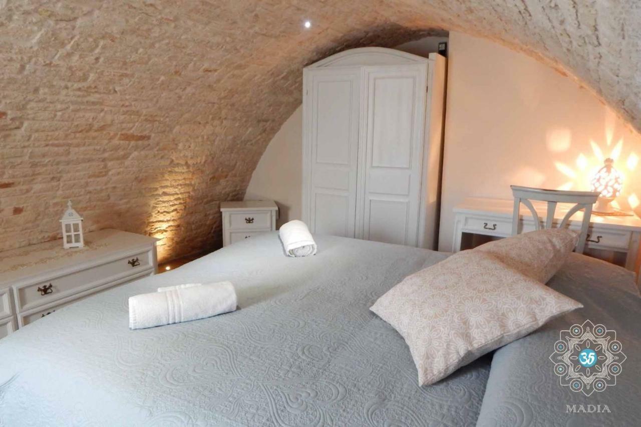 Trulli Madia Luxury Alberobello Exterior photo